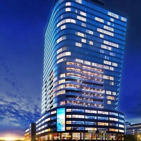 Hanza Tower 22 Pool & Jacussi *